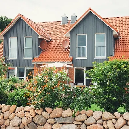 Ferienhaus-ostseehus Holiday home *